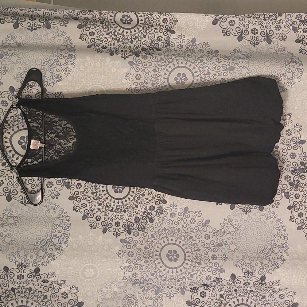 Super cute black dress